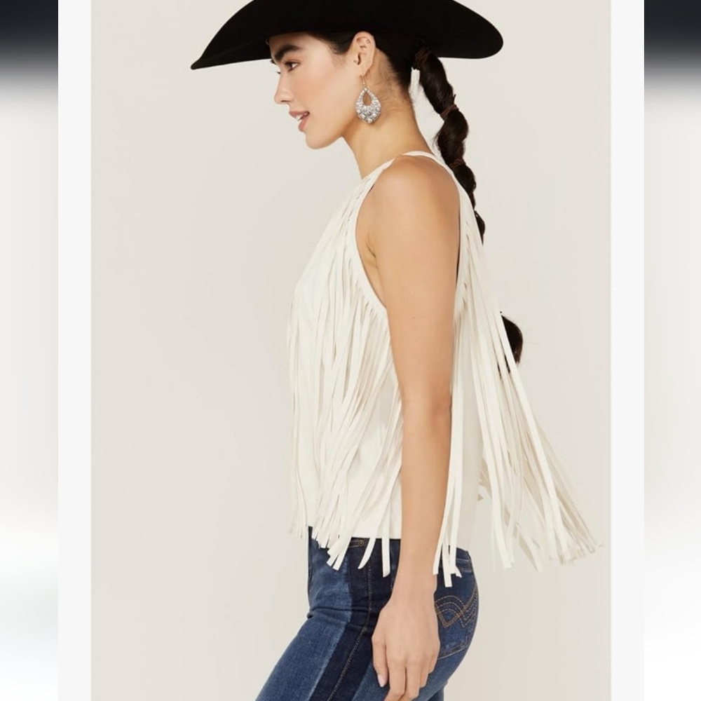 Idyllwind-  Madie Faux Suede Fringe Tank - Picture 7 of 9